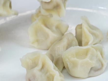 白菜馅为什么总是做不好!郝大厨给分享白菜馅的独家配方!您一定要学会这道“百财饺子”#一般不外传的冬至饺子配方 #冬至美食节 #为乡村特产代言 #美食教程 #饺子 #冬至这一口香迷糊了