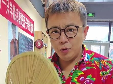 #抖音美食推荐官 #大鹏 #沈阳同城 #沈阳#大鹏烤羊蛋
清洗羊蛋