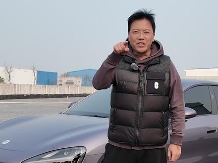 小米SU7飘移没问题,就是要在安全场地练习哦~