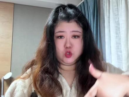 白菜对我笑,我对你笑~
#白菜对我笑舞蹈挑战 #白菜对我笑 #手势舞 #一学就会系列 #抖音年味舞蹈大赏
原创:@熠只🐟