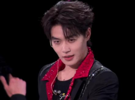 🦈@柯淳 柯淳2026浙江卫视跨年舞台《午夜恰恰》直拍,in 衢州#柯淳 #热爱加1计划 #柯淳浙江卫视跨年晚会 #舞台 #上热门