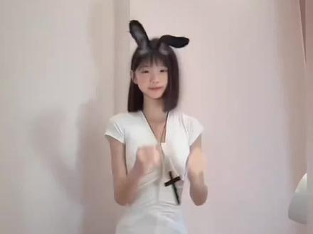 米娜摇汽车甩尾转场模板教程 米娜摇汽车甩尾转场模板免费教程 米娜摇汽车甩尾模板教程 米娜摇 米娜摇汽车甩尾模板教程来了#剪映 #米娜摇汽车甩尾转场模板教程#米娜摇#米娜遥汽车甩尾转场免费教程