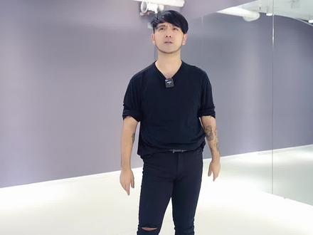 #编舞 #urban #choreography 阔老师来了 到底什么是Urban 什么是编舞 因为时长有限 尽量讲清楚了 本来还讲了UDC和LA Style 哈哈 太长