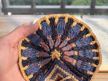 兴趣角|钩织
亨利的传家宝毯子教程预告#手工diy #钩织 #爱生活爱编织 #玩毛线