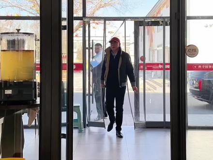 一个富有创意的商业模式+一支优秀的团队=鲜烤鲜麦雄起。💪#鲜烤鲜麦 #创业 #创业路上的我们