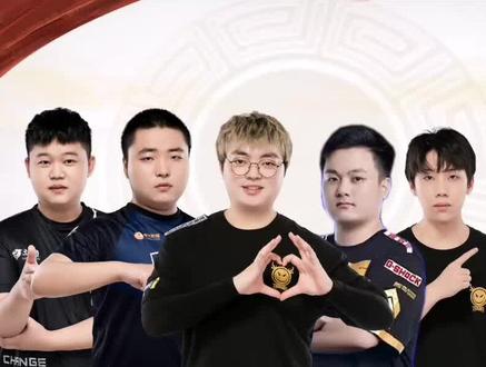 天霸PaoPao正式连接!天霸明年阵容已确定! #pubg #天霸 #吃鸡 #绝地求生