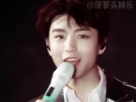 一旦代入就出不来了#娱乐评论大赏 #王俊凯 #直播 #粉丝 #考古