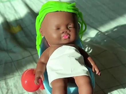 好姐妹快刷到!懂我意思吧,送我这个娜塔莎黑娃捏捏乐,解压又可爱~#娜塔莎 #黑娃捏捏乐 #解压玩具 #玩个很新的东西