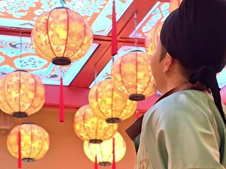 来敦煌,看灯会 #旅行推荐官 #汉服 #旅游 #自驾游 #旅行vlog