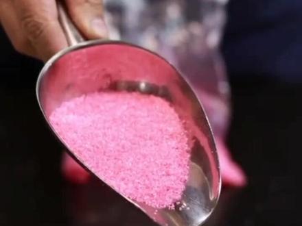 想知道各种颜色的砂糖怎么制作出来的吗🤔😎#天生不同抖出自在 #蛋糕培训#西点培训