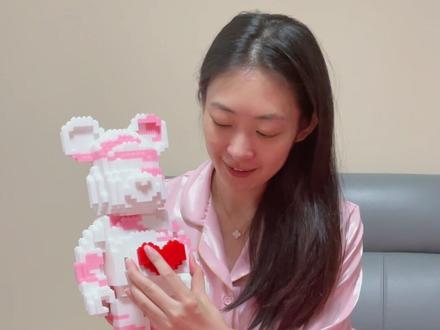 粉红暴力熊积木拼接体验还不错哦,比较简单颜色不多适合新手,两三天就可以轻松拼完!#积木 #颗粒积木 #乐高