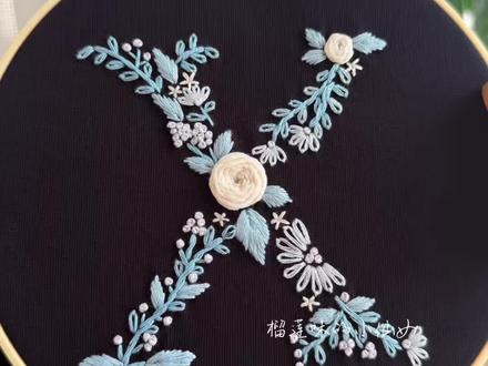 字母X刺绣教程 蓝色系的字母x刺绣教程来了,蓝色系在黑色衣服上也很好看哦~#刺绣diy #刺绣教程 #刺绣t恤 #字母刺绣 #蓝色系