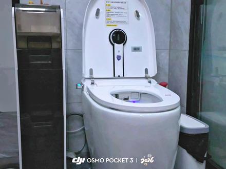 看了两天飞驰人生转场教学,我悟了! 马年,马也,马桶也是马吧?#飞驰人生3 #飞驰3车门转场夯爆了 #关门转场挑战 #今天不拍车