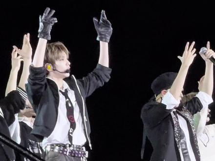 这是哪个团,开麦声音真的好大#nexz #tma #舞台