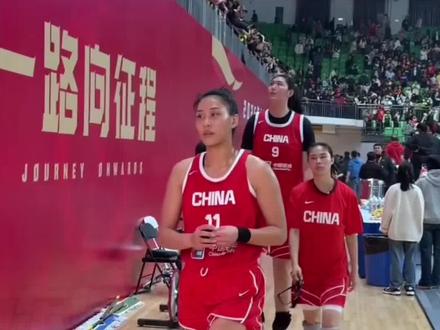 不吹不黑!全场打完,中国女篮72-66险胜巴西女篮,本场比赛张子宇和刘禹彤两名中锋的数据对比!#张子宇#刘禹彤#中国女篮