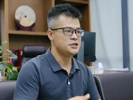 是什么让世界船王捐资2000万#家谱 #包玉刚 #包氏族谱