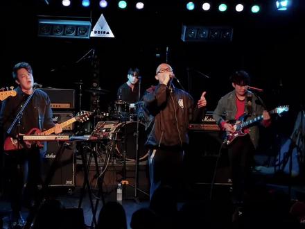 #歌曲逆转时间“我会找到逆转时间的公式 然后回到你身边”