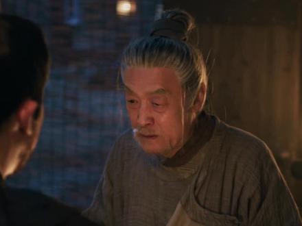 逐玉第22集剧情解说 随军偷袭采石营地,长玉带着人赶回救人#逐玉#张凌赫#谢征#田曦薇#宅家dou剧场