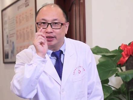 #科学家我问你 牙膏一定不能含氟?含氟牙膏吞下去有什么影响?@头条辟谣 @抖音辟谣