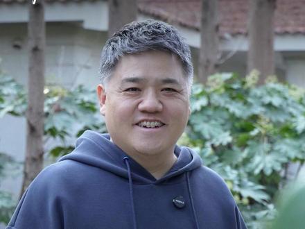 你愿意相信任何听起来像是在描述你的话,哪怕它适用于任何人。今天分享的是“迷信”背后的心理学——巴纳姆效应。#心理学 #思维模式 #玄学 #有用的知识