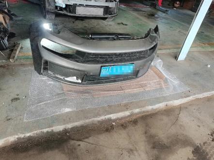 领克03新车2000公里!前杠挂撤了!4S店更换维修4000元!经朋友介绍找到我!塑焊维修喷漆!低成本解决问题!恢复新车样子!汽车维修@me#专业汽车美容