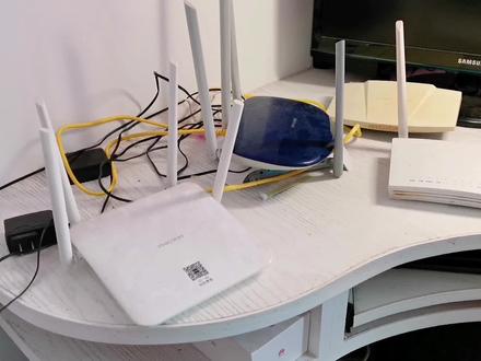 不同路由器的天线都是一样的吗?2.4g和5g的天线有什么区别?