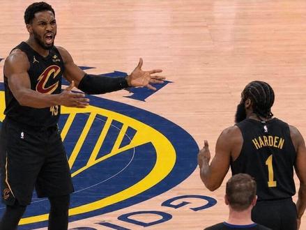 今天输球主教练是第一责任人,哈登是头号战犯 #哈登 #NBA骑士vs尼克斯 #骑士 #尼克斯 #东部决赛
