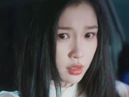 “名场面这不就有了”#双轨 #虞书欣 #何与 #飙车 #名场面