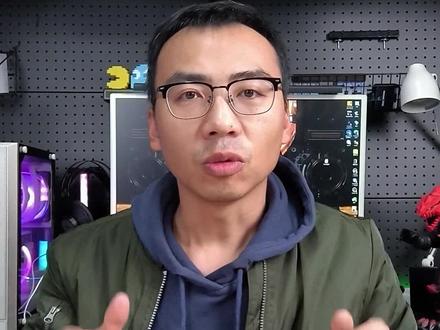 国内首款搭载骁龙8 Gen2的新机跑分曝光,来自于vivo iQOO 11。骁龙8 Gen2的超大核主频为3.19GHz,单核成绩为1451分,多核成绩为4681分。天玑9200的单核为1419分,多核4468分,骁龙8 Gen2 CPU胜出,但不多。#骁龙8Gen2 #天玑9200