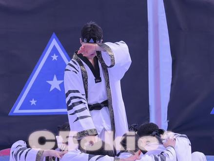 时隔半年的舞台虎来袭🐯(Tiger完整版直拍)
#权顺荣 #hoshi #权顺荣hoshi #直拍 #seventeen