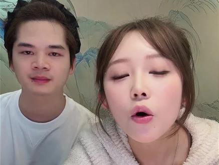 小佳宠粉福利!网友:太划算了!玻尿酸洗发水,经常烫发染发,头发干枯分叉,头发油头皮痒头皮不健康就用它,很柔顺很香的洗发水姐妹们快冲!#小清记录美好生活#护发养发#洗发水推荐#李小佳