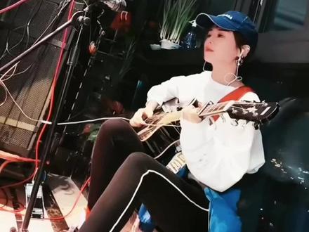 #花姐 🌹 #歌曲分享 《下定决心忘记你》