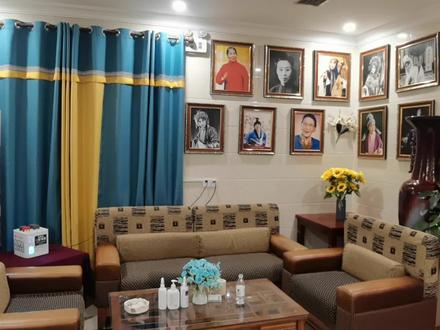 期待着与您携手并肩同行一起参与吧