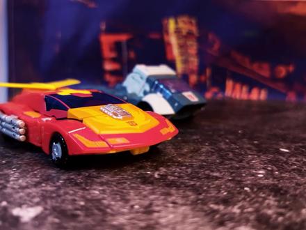 #变形金刚 #模型 #动画 照亮最黑暗的时刻!联合制作!