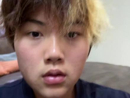 他是gay吧#blackpaink