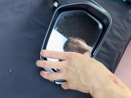 给车友们分享后视镜总成拆解方法#每天一个用车知识 #dou是好车 @抖音汽车