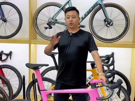 坎普和捷安特到底怎么选? 这回能对比清楚了吧 !#公路自行车 #每天推荐好车 #自行车推荐 #单车推荐 #捷安特自行车