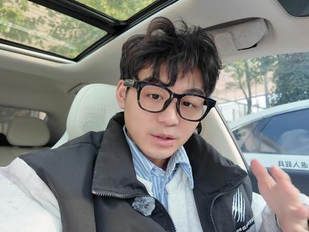 领克Z20新车机系统2.0更新超全解析,有哪些升级全功能详解 实现了基本上各家的手机互联、动态桌面和UI的美化升级,以及仪表和HUD的显示内容新增,哨兵模式的优化等内容。#领克Z20 #车机 #车机互联 #FlymeAuto #魅族