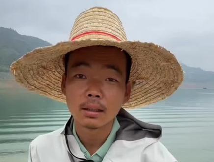 第十二天滑漂小志被定义为传媒最丑的 鱼获改了规定,总成绩超过150斤或者有效钓重超过135斤,鱼获罗非每天只给算五斤,鼓励钓大鱼。#擒龙诀硬挺王大鱼挑战赛第二季 #刷锅传媒