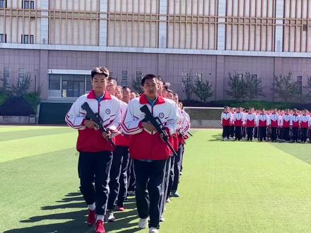 一中军训,这是啥项目?#记录校园生活 #军训dou出彩 #少年强则国强 #加油少年未来可期 #静宁一中