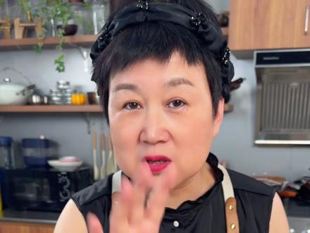 拌明太鱼丝的教程来了!#拌菜 #拌明太鱼丝