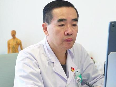 坚持调理一个月,裂纹舌明显好了。#裂纹舌 #中医名师谢沛霖 #健康科普
