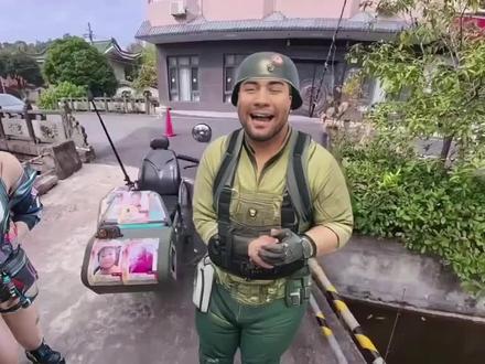 装备帮你放交易行了,出去自己取就行 原作者:骏良C
@星彩电竞俱乐部(168保1000w)
#三角洲行动 #哈基蜂 #三角洲搞笑 #三角洲护航