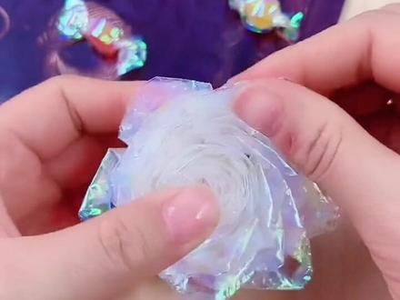 吃完的糖果纸不要扔!艾特你的老六##闺蜜 给你做一支#手工玫瑰花#手工diy#折纸