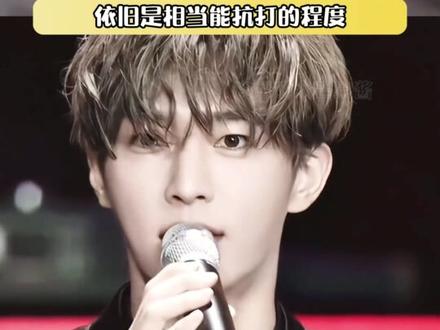 该说不说这张脸实在是貌美#炎亚纶 #飞轮海 #炎亚纶颜值巅峰 #颜值