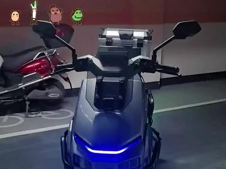 雅迪星舰二代分享 雅迪星舰100护杠尾箱安装效果
雅迪星舰二代银色外观鉴赏🚗
实测氮气加速落地极速89
经济模式52(氮气加速60)
运动模式65(氮气加速89)
行车记录仪和胎压监测还未到货
暂时不能给大家分享车机
(功能暂时未完善)🌹
#晒出你的爱车 #雅迪星舰 #星舰二代 #男人的玩具 #一张图证明你的车