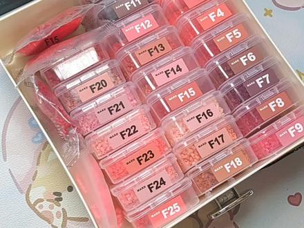 ❤️拼豆小白看这一篇就够啦!
总结在最后,前面除了价格之外,还有一些拼豆用品的介绍和推荐,大家也可以慢慢看哦😊#拼豆 #拼豆豆 #拼豆新手 #拼豆工具 #拼豆教程