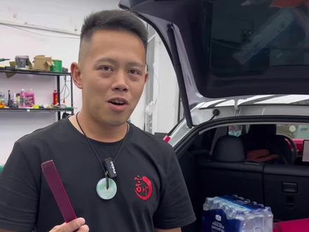 特斯拉尾灯如何拆卸#汽车贴膜培训 #贴膜培训 #贴膜教程 #贴膜小技巧 #贴膜改色