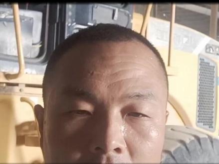 #修铲车小皮 柳工856装载机水温高,水箱内堵不循环,外堵不过风。你的发动机遇见过这样的毛病没有?你们的装载机水温高是怎么处理的?#装载机 #搞一下就知道了 #柳工856h