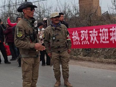 今天是东天山骆驼队到陕西省咸阳市长武县青龙山,走了第,112天,#新疆骆驼队 ##宣传正能量